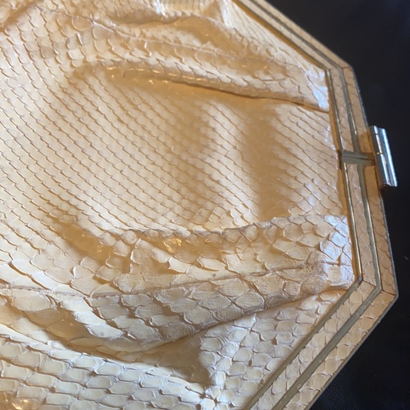 MANELLI FLORENCE Vintage snake skin clutch- pale yellow from ITALY - Picture 13 of 14